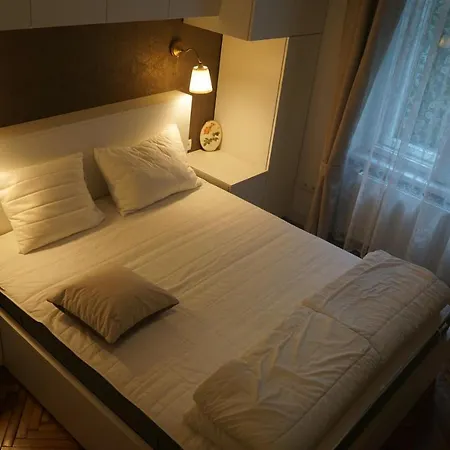 Apartment Heart Of Kazimierz 3 Bed, 2 Bath & Balcony