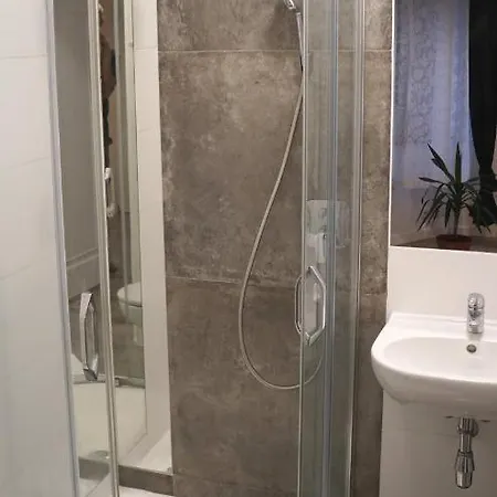 Heart Of Kazimierz 3 Bed, 2 Bath & Balcony Apartment Krakow